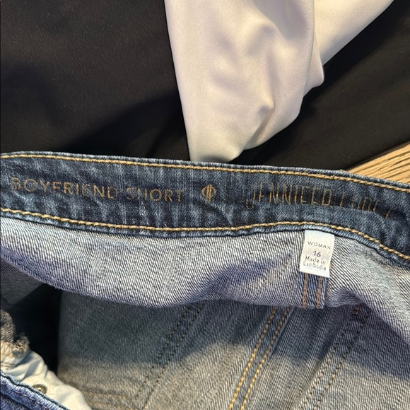 Jennifer Lopez - size 16W, boyfriend Denim Blue Women's Shorts - Picture 6 of 6